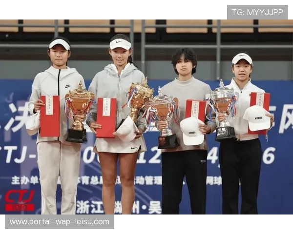 湖州青少年总决赛U16男单决赛激战正酣,张嘉函冲击双冠王 湖州青少年总决赛U16男单决赛激战正酣,张嘉函冲击双冠王